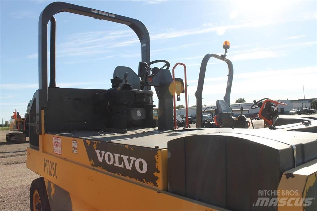 Volvo PT125C Gummihjulsvalser