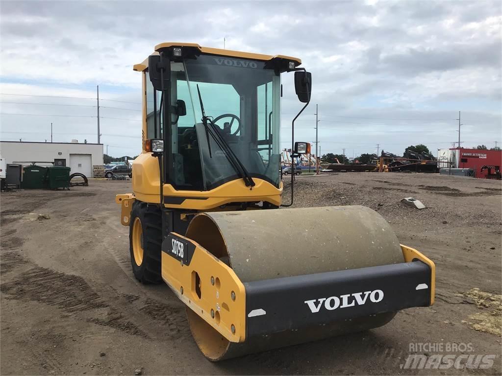 Volvo SD75B Tandem Valser