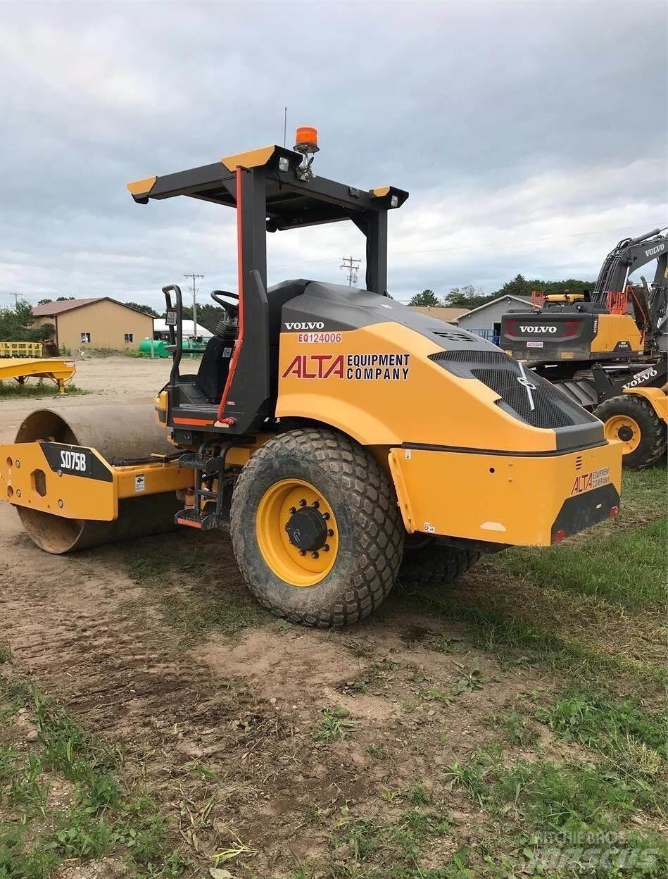 Volvo SD75B Tandem Valser