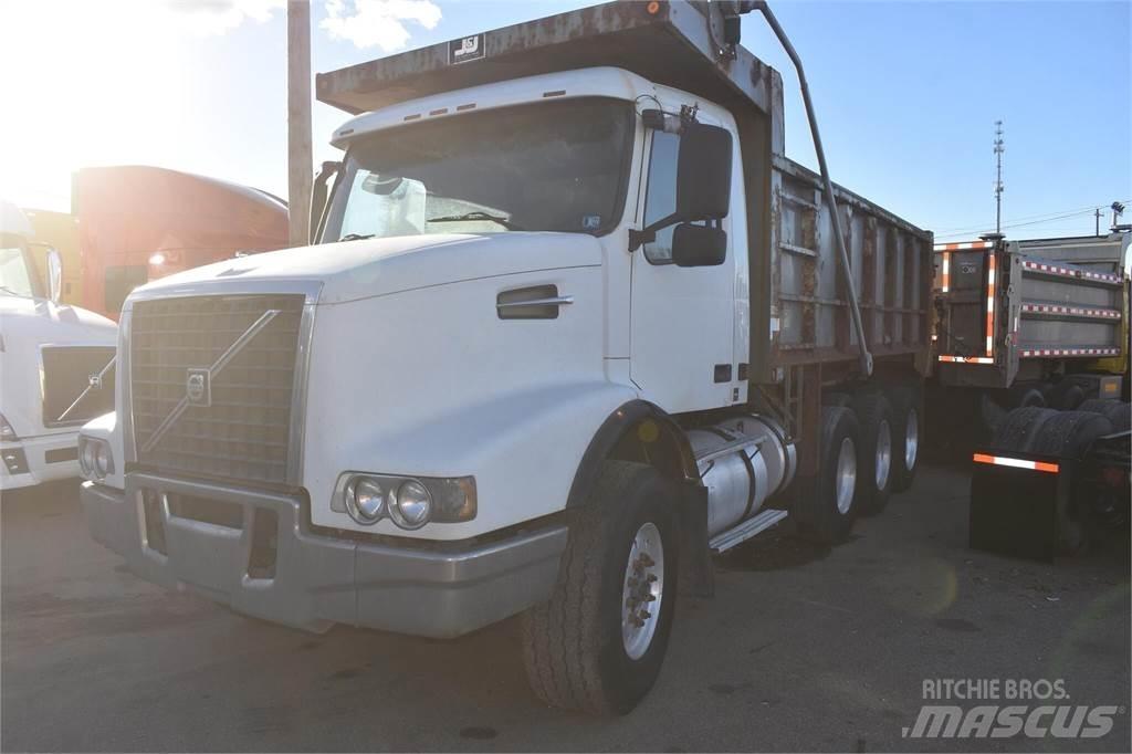 Volvo VHD84B200 Tippbil