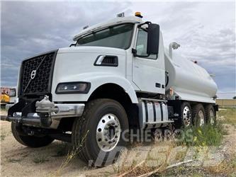 Volvo VHD84B300 Vanningsvogn for støvdemping