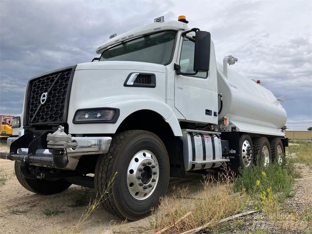Volvo VHD84F300 Tankbiler