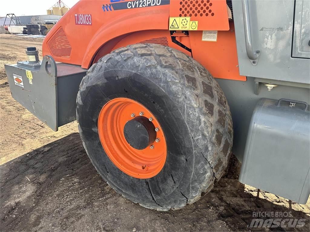 XCMG CV123PDU Tandem Valser
