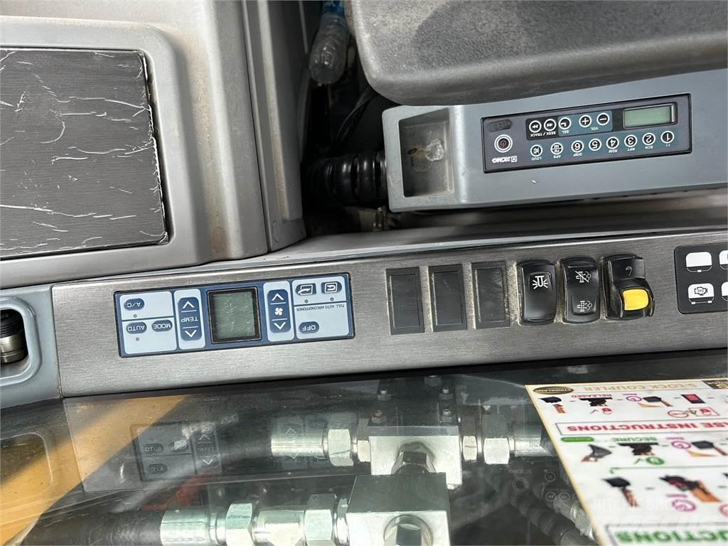 XCMG XE150U Beltegraver