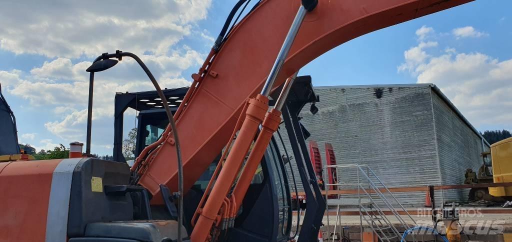 Hitachi ZX 210 LC-3 Beltegraver