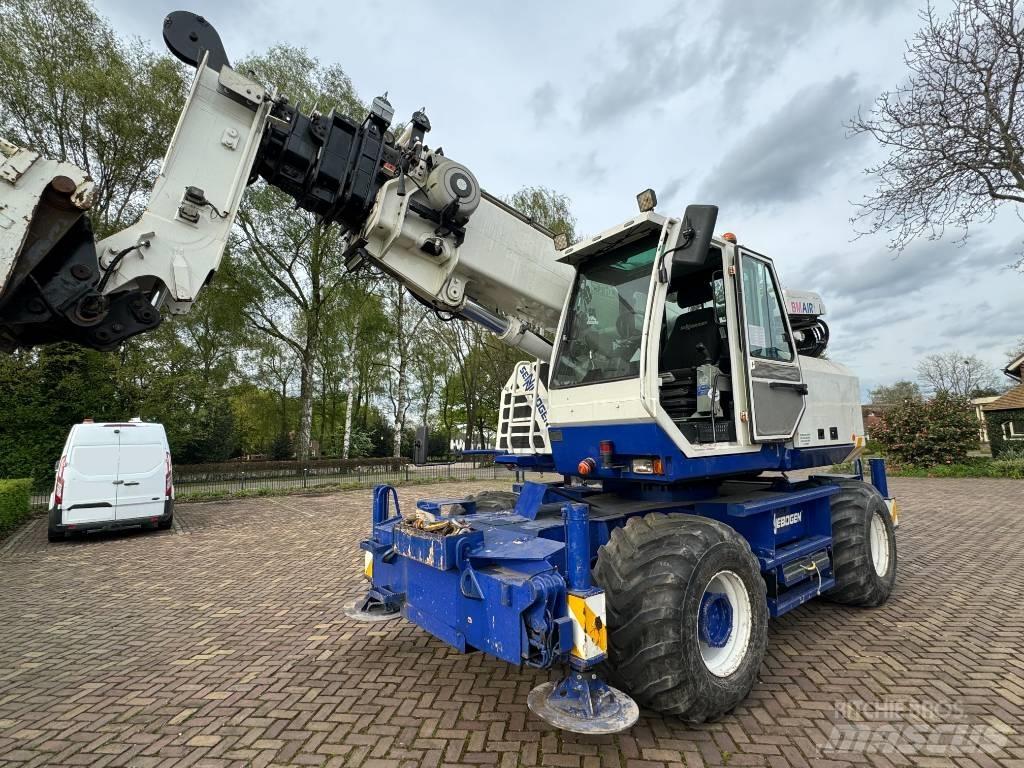 Sennebogen 608 Røff terreng kraner