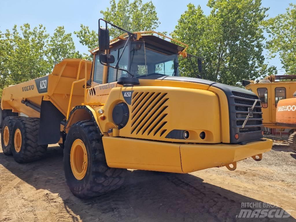 Volvo A 25 D Rammestyrte Dumpere
