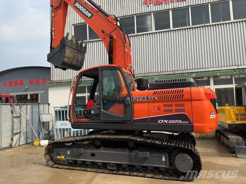 Doosan DX 225 LCA Beltegraver