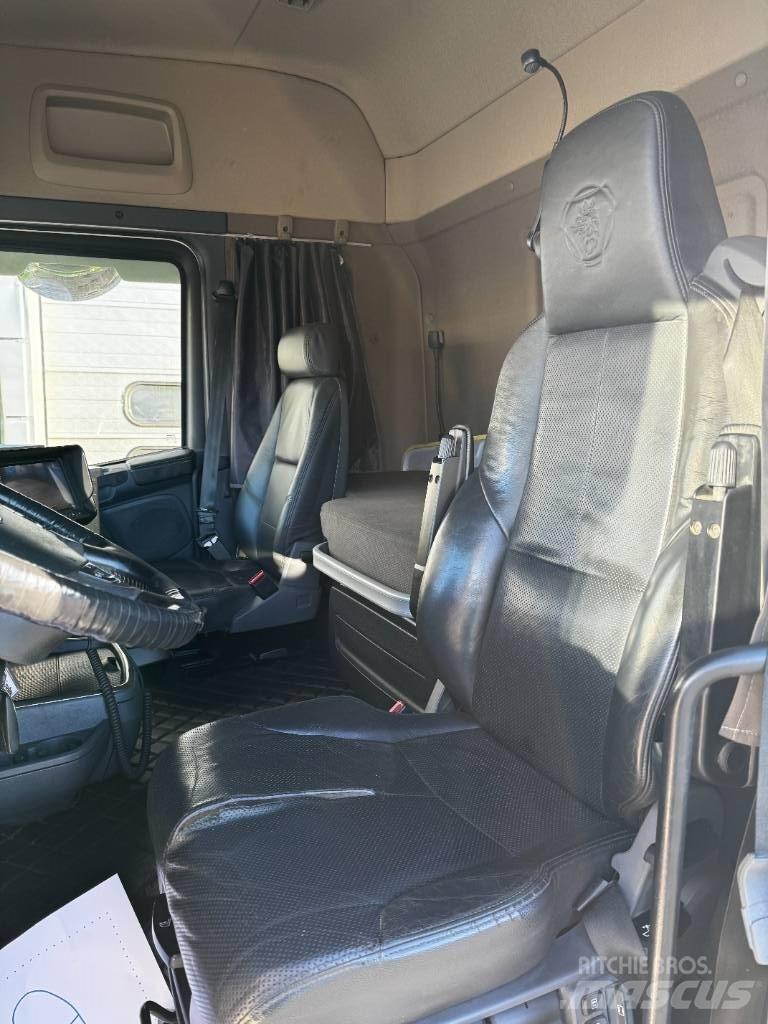 Scania R520LB8x4*4 Tippbil
