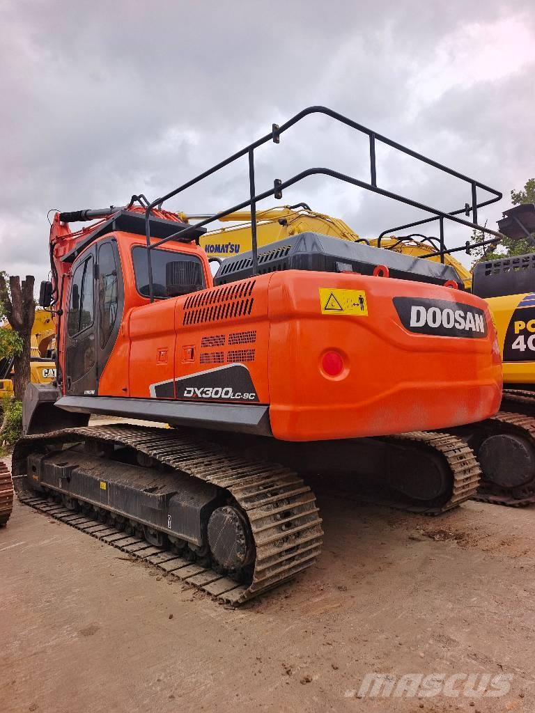 Doosan DX 300 Beltegraver