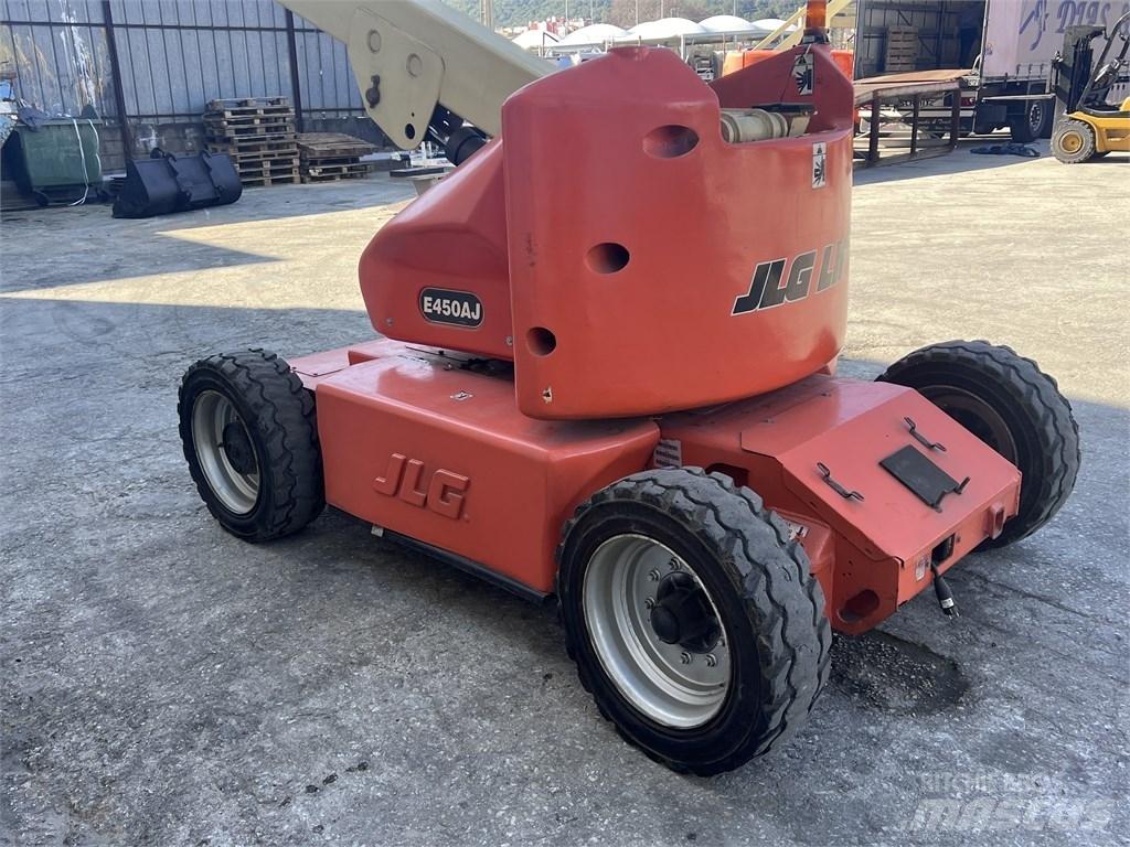 JLG E450 AJ Leddede bomlifter