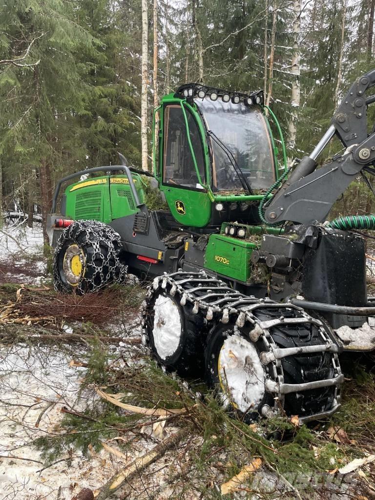 John Deere 1070 G Hogstmaskiner
