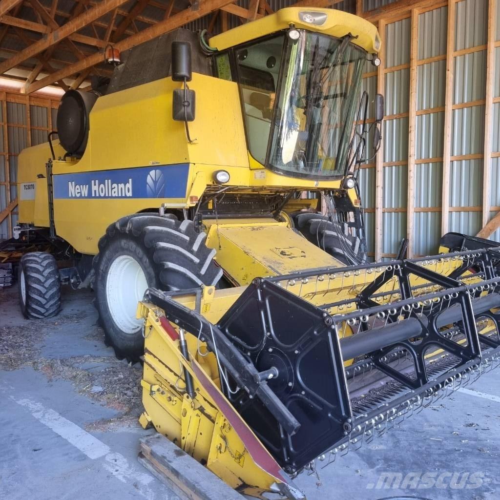 New Holland TC 5070 Skurtreskere