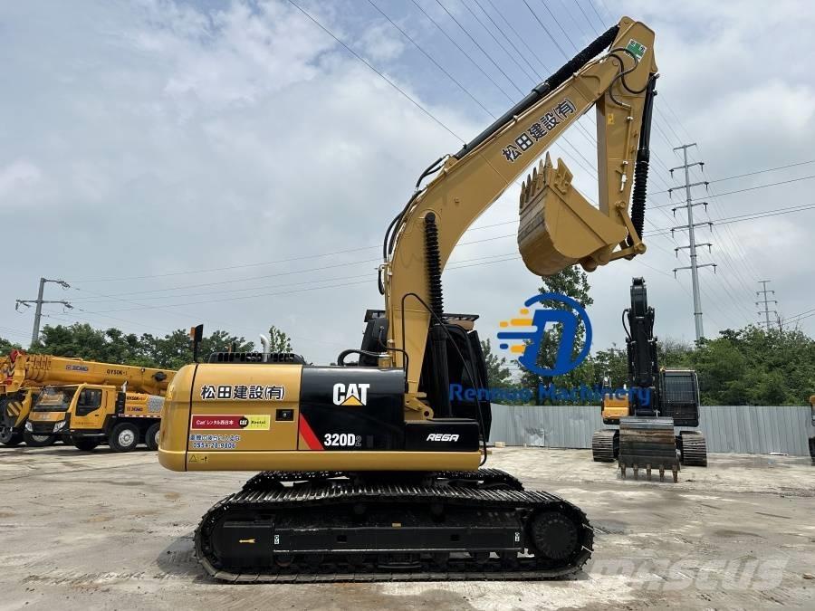 CAT 320 D2 Beltegraver