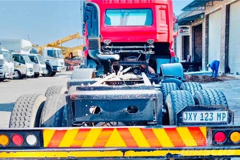 UD CGE 370 8x4 Andre lastebiler