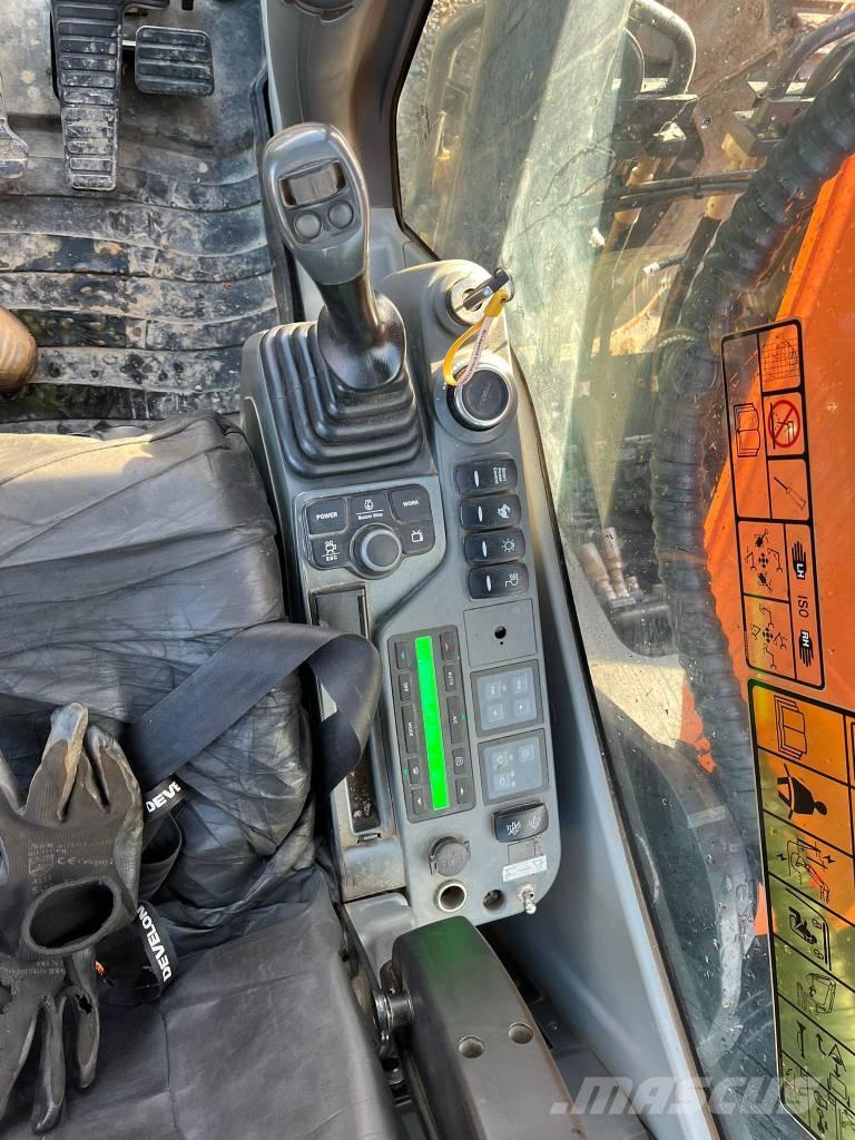 Doosan DX 225 Beltegraver