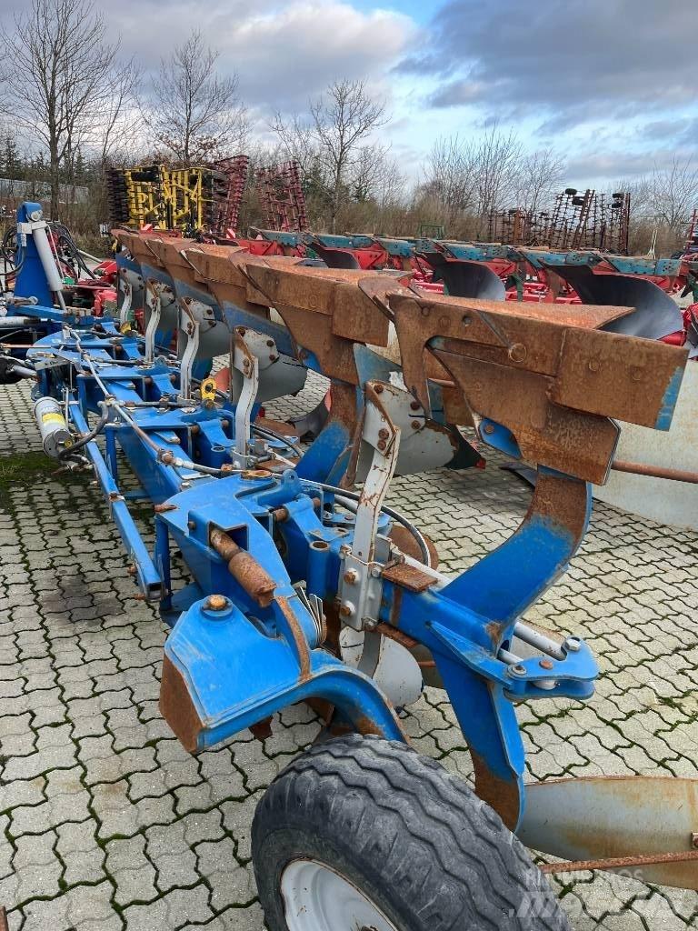  Øverum VF-EX 5975 Vendeploger