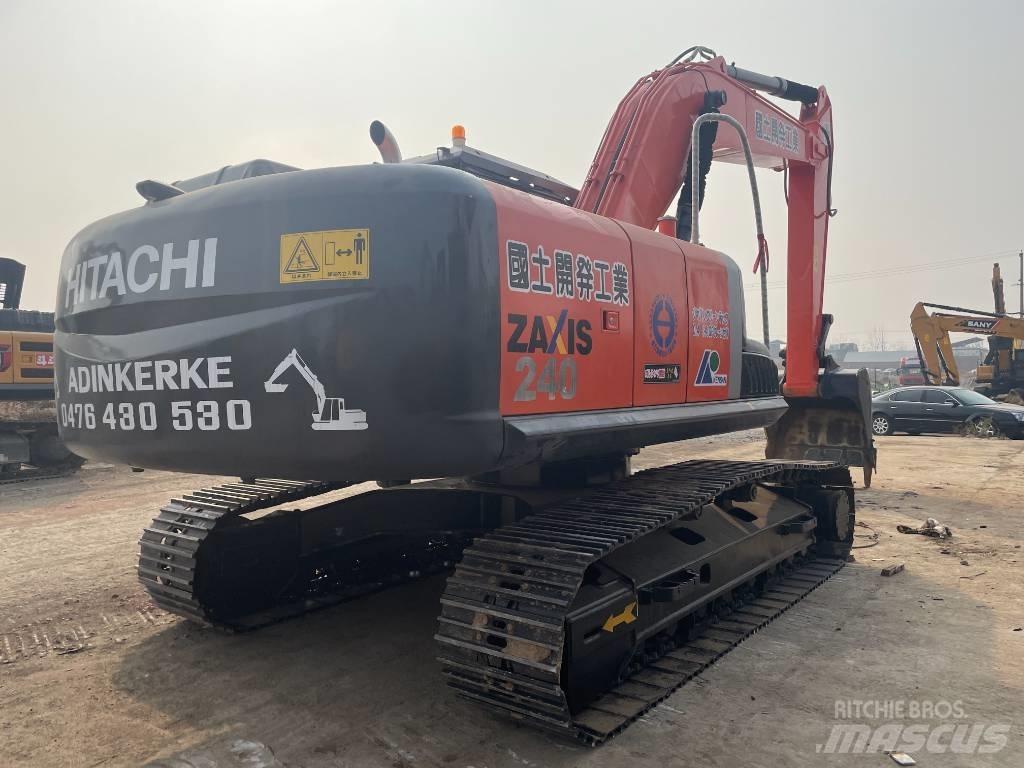 Hitachi 240 Midigravere 7 - 12t