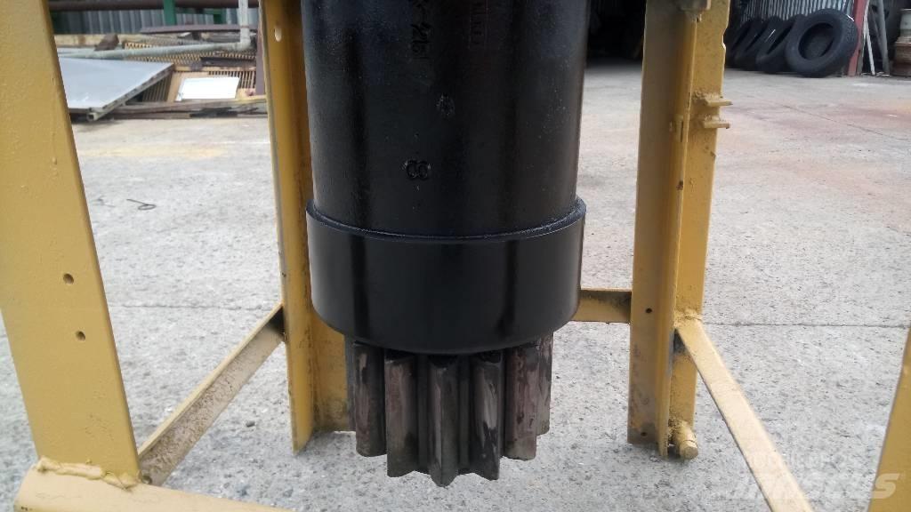 CAT 245 Girkasse
