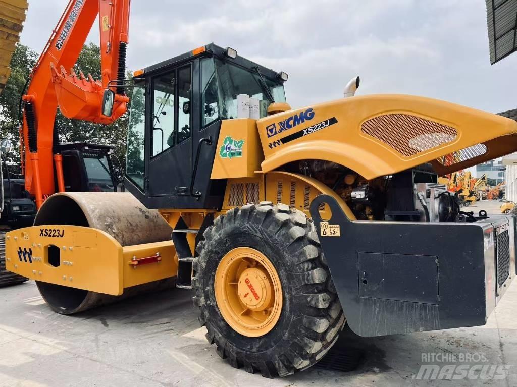 XCMG XS 223 J Valsetog