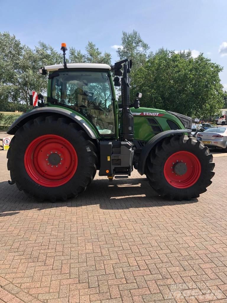 Fendt 718 Vario Traktorer