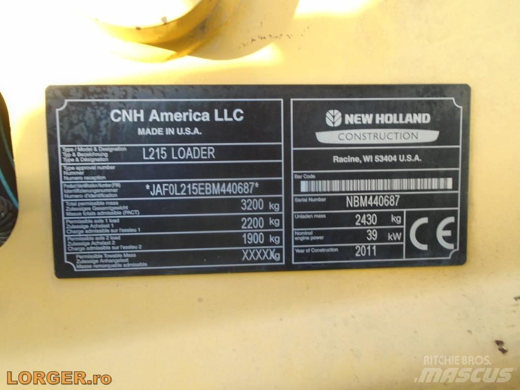 New Holland L 215 Kompaktlastere