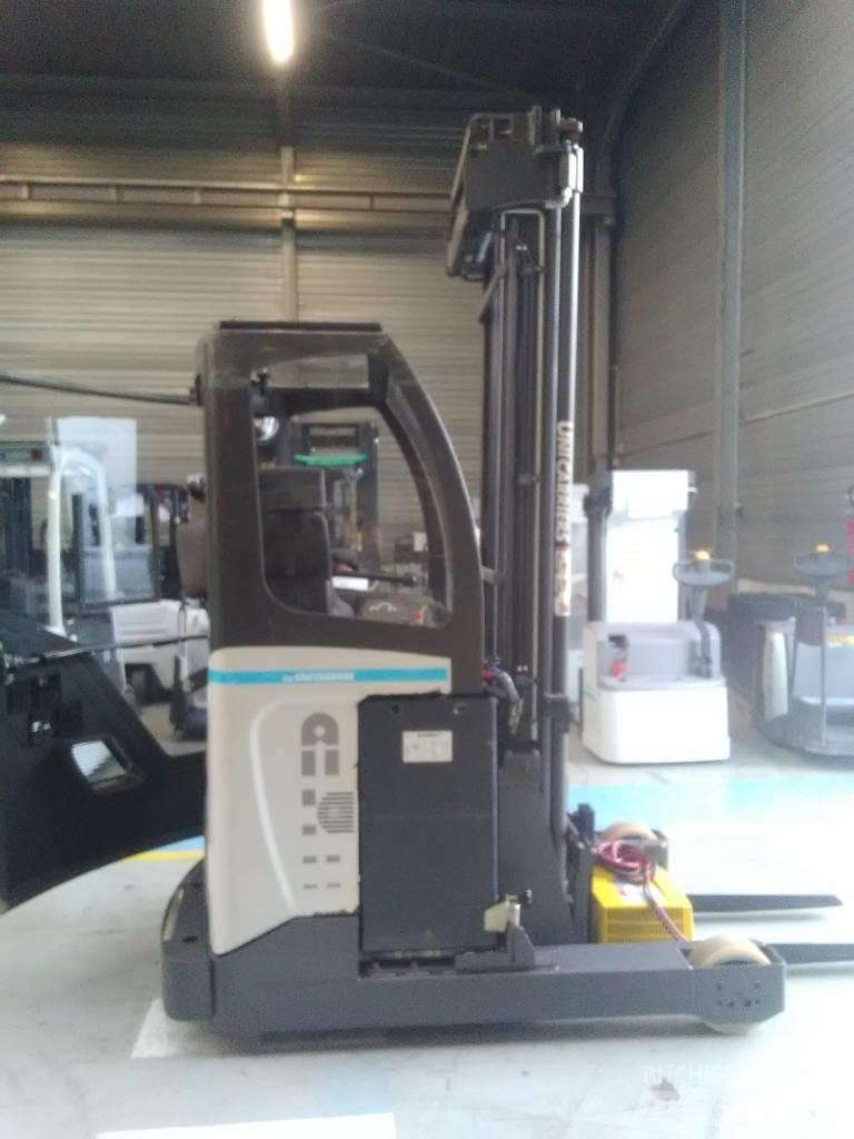 UniCarriers UMS 160 Skyvemasttruck