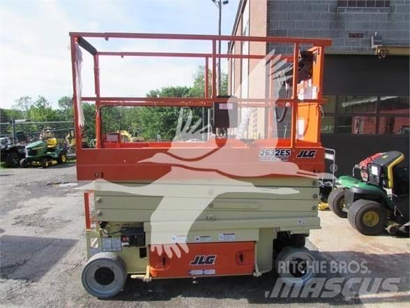 JLG 2632ES Sakselifter