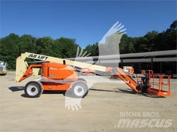 JLG 600AJ Leddede bomlifter