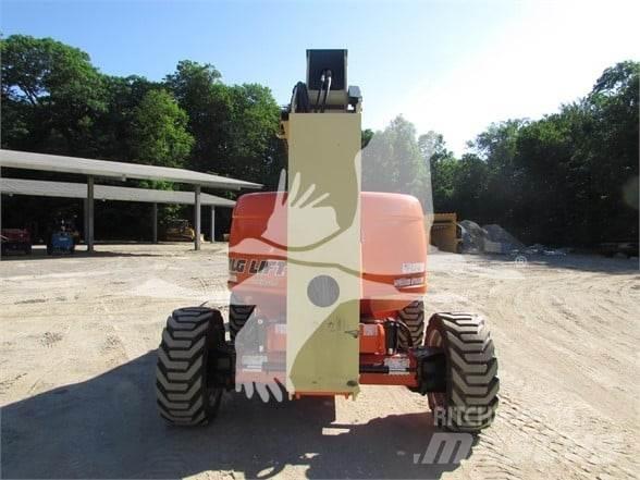 JLG 600AJ Leddede bomlifter