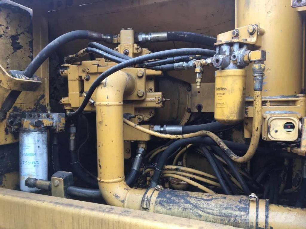 CAT 325B Beltegraver