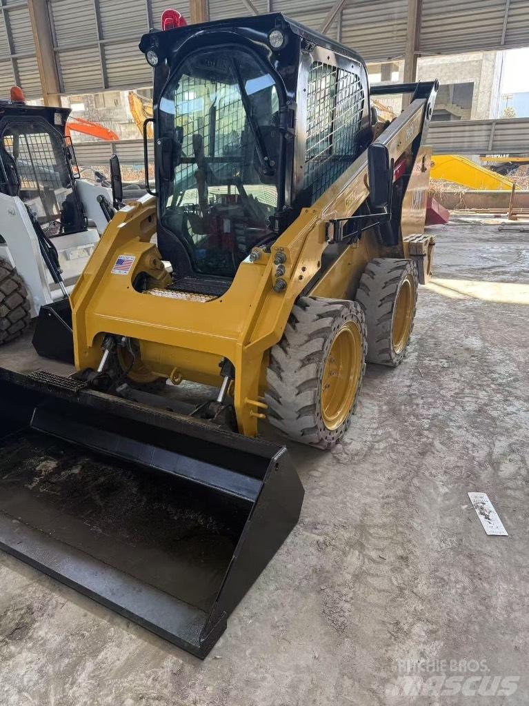 CAT 262 D Kompaktlastere