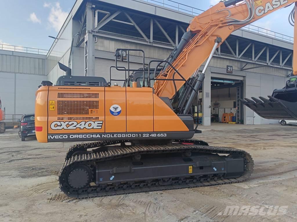 CASE CX 240 E Truck - Annet