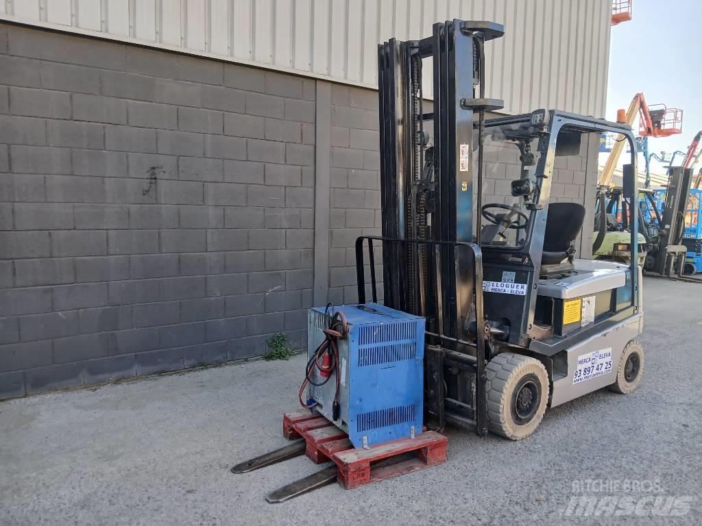 Nissan Q02 L 20 CU Elektriske trucker