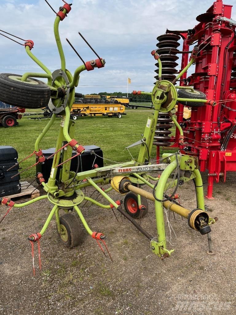CLAAS Volto 52 Raker og høyvendere