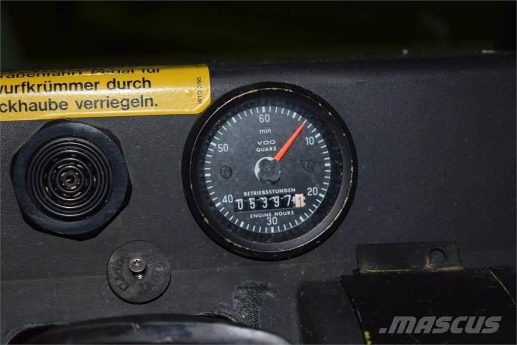 CLAAS Jaguar 820 Selvdrevne fôrhøstere
