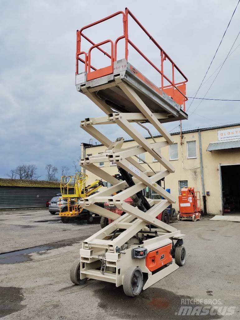 JLG 3246 ES Sakselifter
