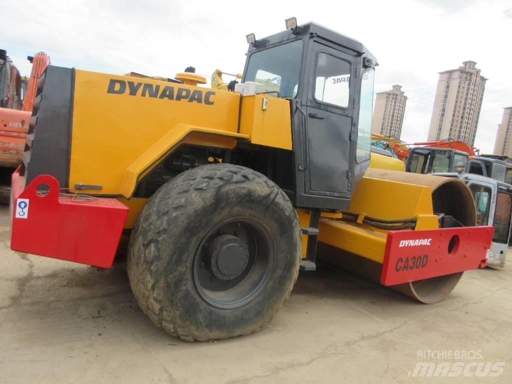 Dynapac CA 30 D Valsetog