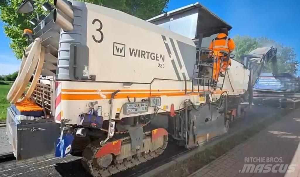 Wirtgen W 220 Asfalt-kaldfresere