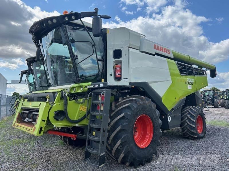 CLAAS LEXION 7600 Skurtreskere