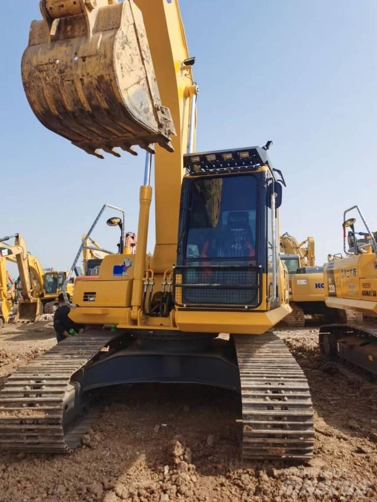 Komatsu PC 200 Beltegraver