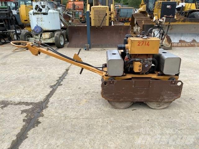 CASE Vibromax W 70 Tandem Valser