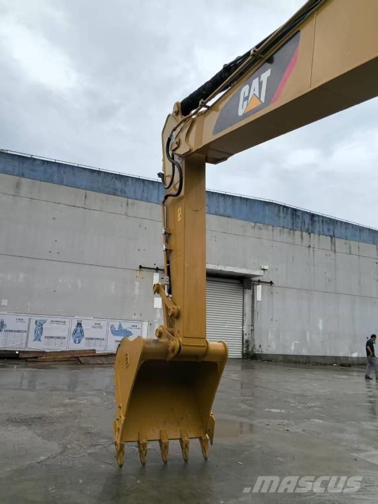 CAT 320 D L Beltegraver