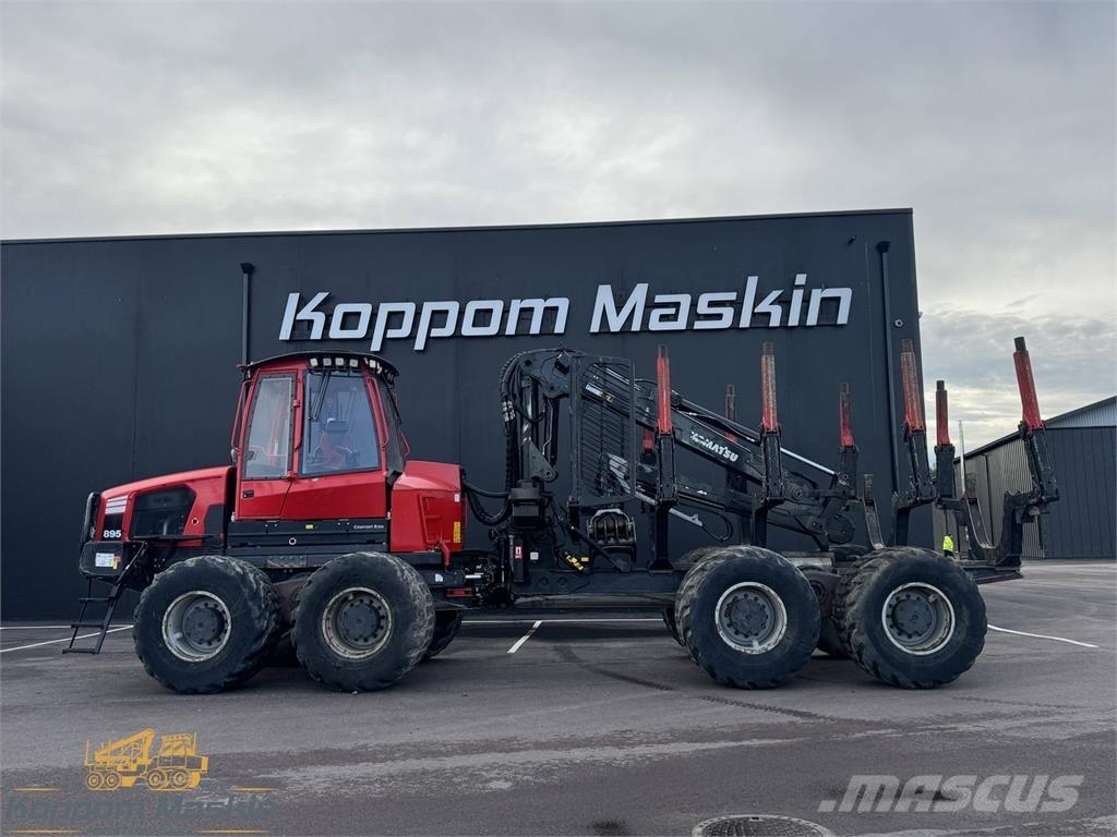 Komatsu 895 Lassbærere