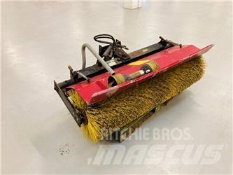 GMR Kost 150 cm Feiemaskiner