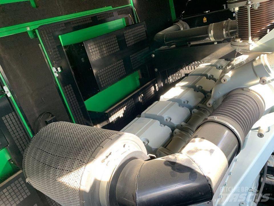 Mitsubishi 765 KVA Diesel Generatorer