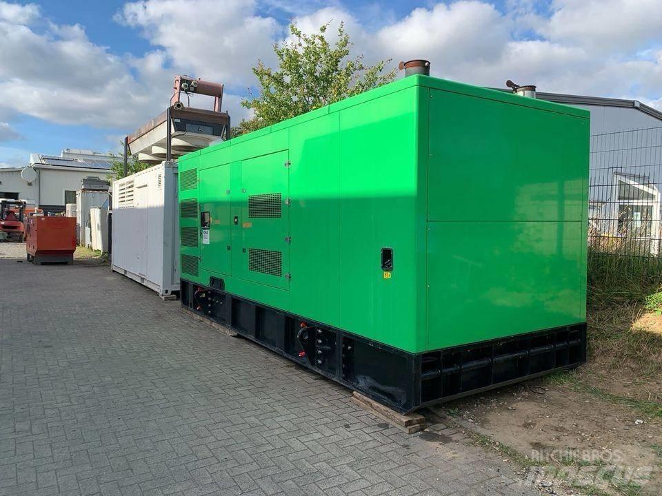 Mitsubishi 765 KVA Diesel Generatorer