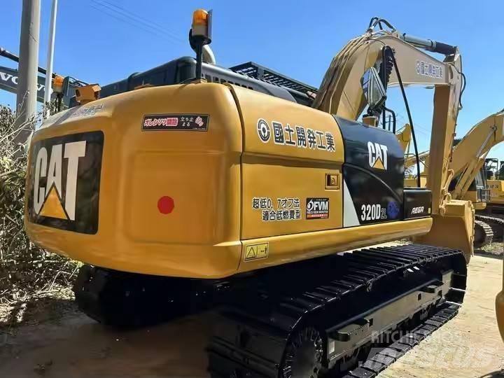 CAT 320 D L Beltegraver