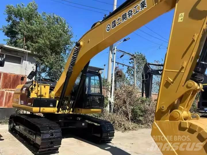 CAT 320 D L Beltegraver