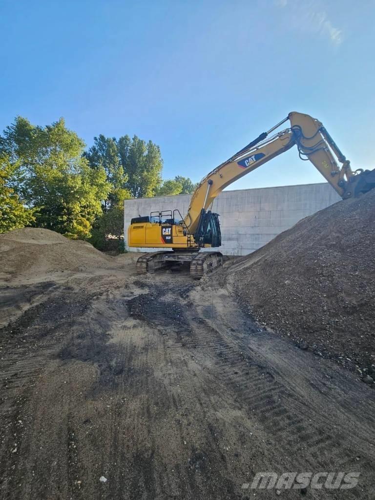CAT 352 F Beltegraver